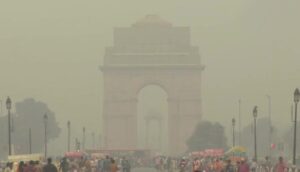 India Gate in New Delhi covered in dense smog