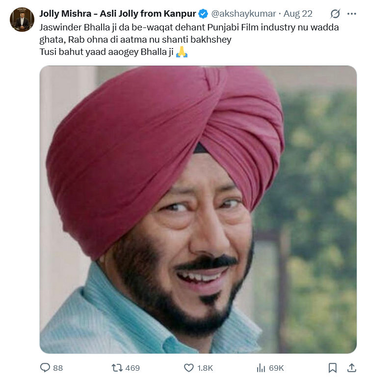 Akshay Kumar pays tribute to Jaswinder Bhalla.