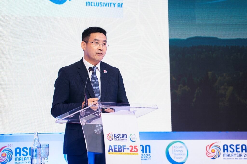 Huawei displays digital power solutions at AEBF-25.