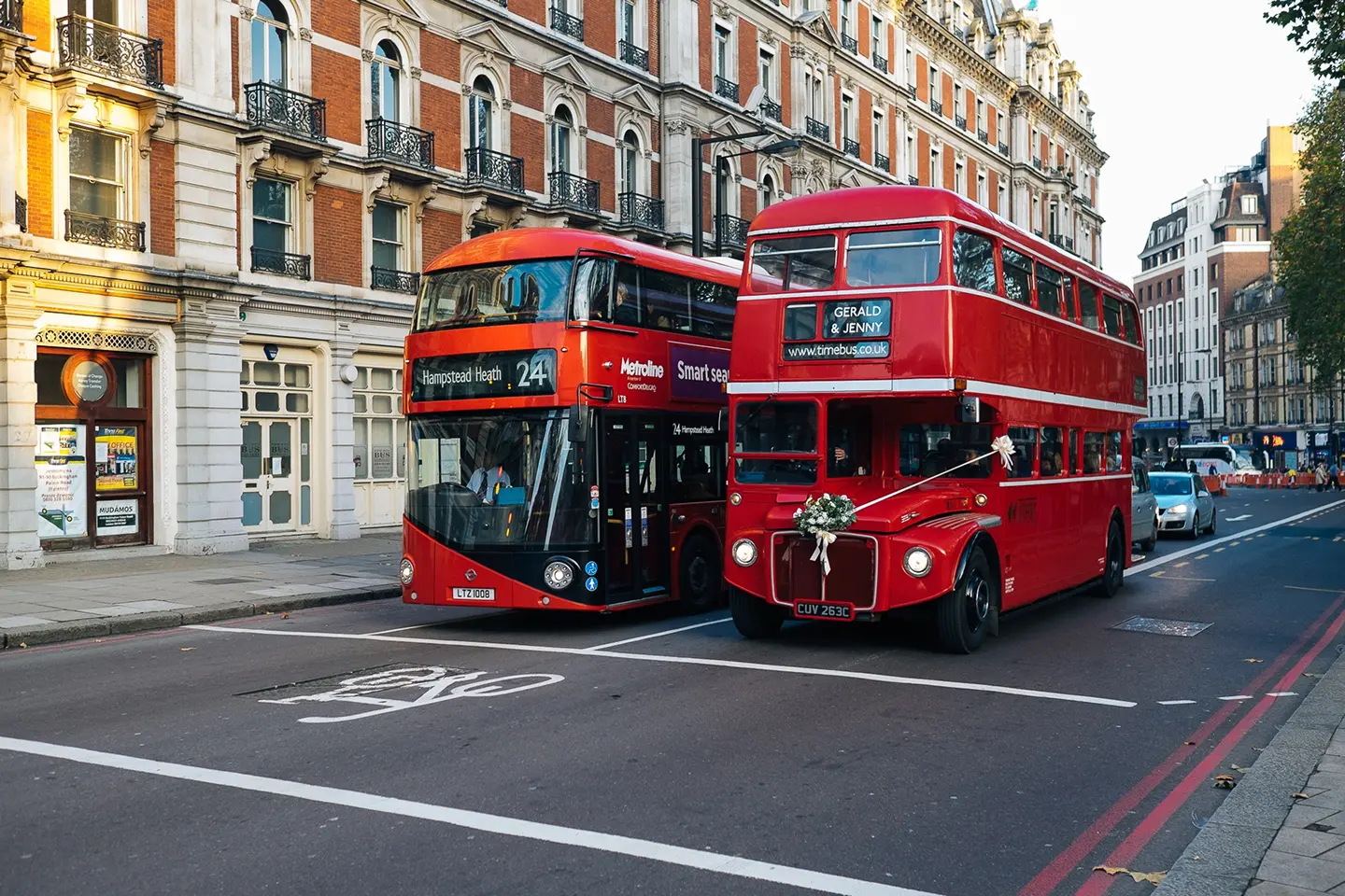 road-traffic-tram-transport-vehicle-street-scene-764261-pxhere.com