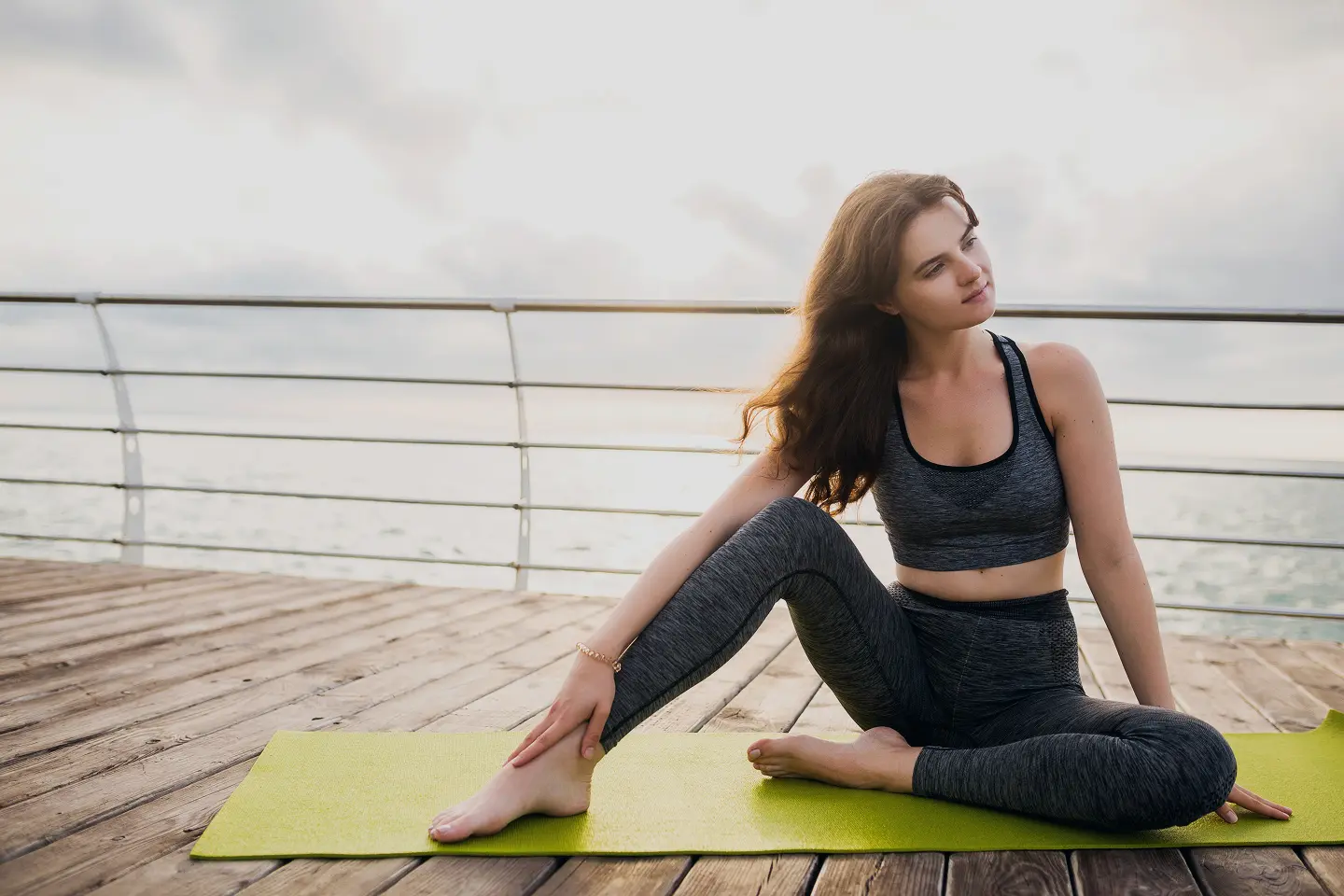 yoga-morning-beach-woman-health-healthy-1622676-pxhere.com