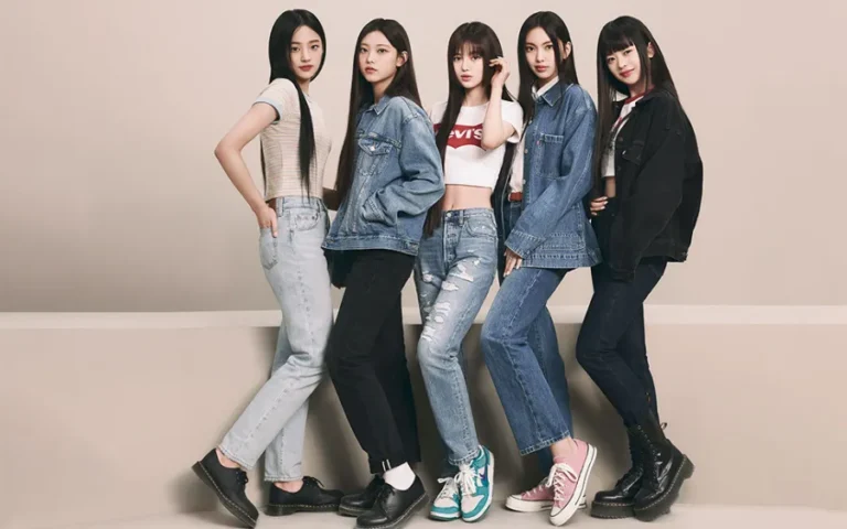 "New Jeans continue to redefine the new-gen K-pop vibes, bright, sharp and simply new jeans"