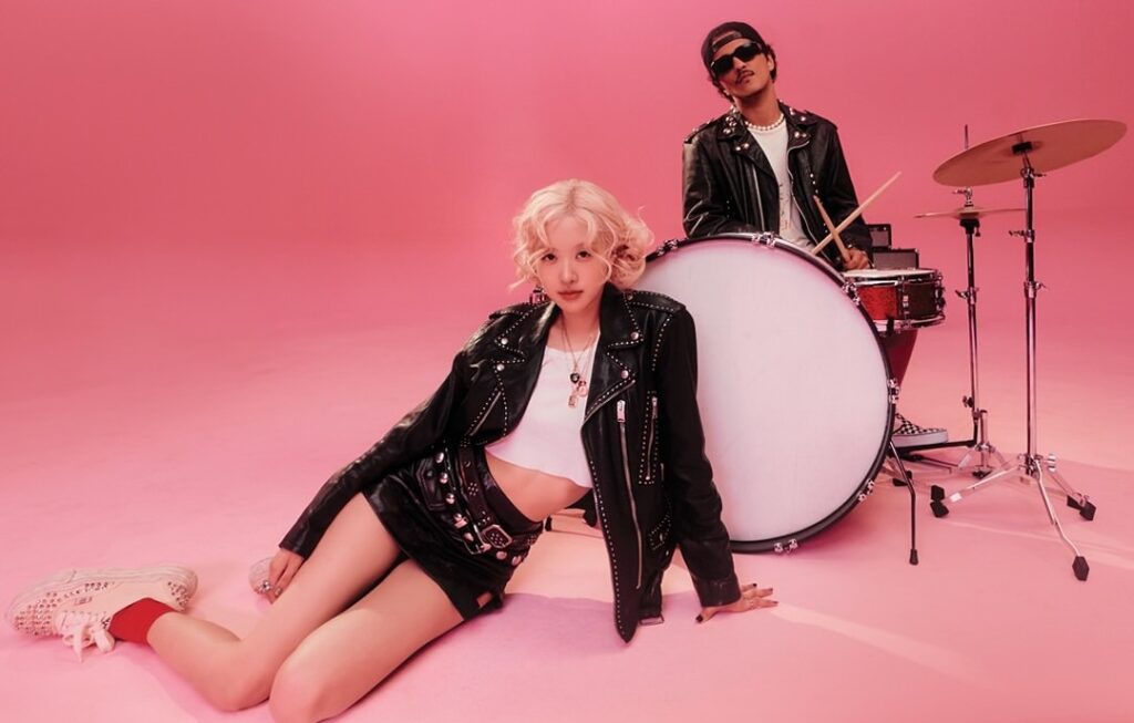 APT. - ROSÉ and Bruno Mars