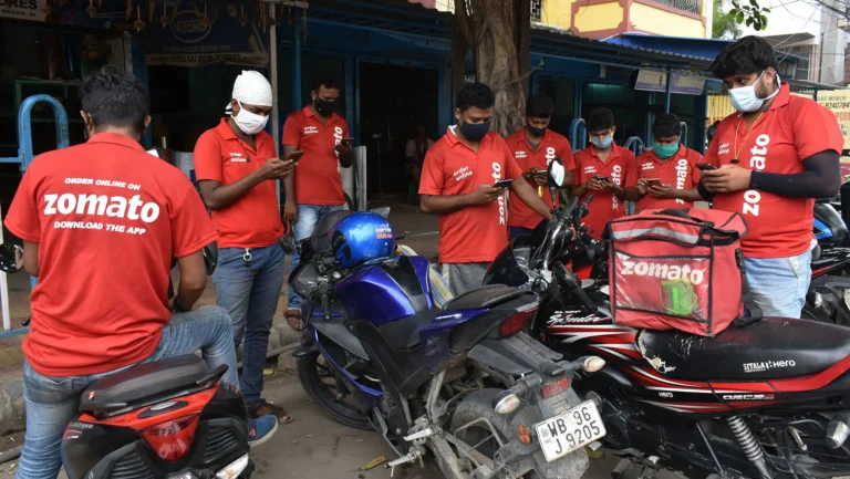 Zomato Founder Breaks Down the 10-Minute Delivery System