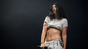 Lorde goes independent