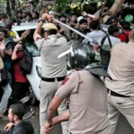 Delhi Police Clash With CJP Protesters.