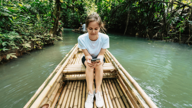 solo-female-travel-2026-—-woman-sitting-alone